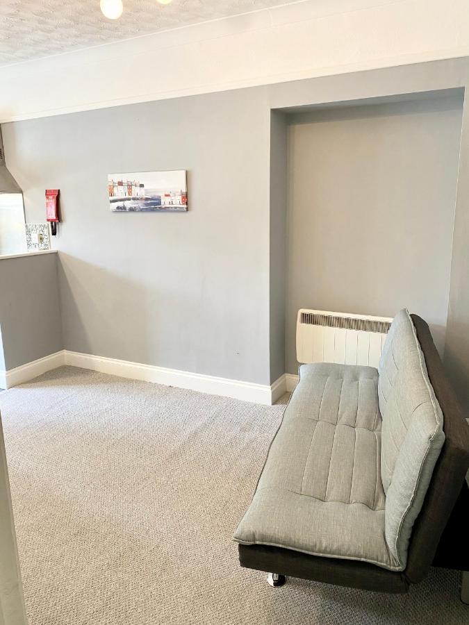 Torquay, 2 Bedrooms, Sleep 6, Free Parking, Torbay ภายนอก รูปภาพ