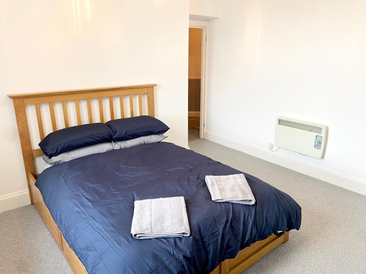 Torquay, 2 Bedrooms, Sleep 6, Free Parking, Torbay ภายนอก รูปภาพ